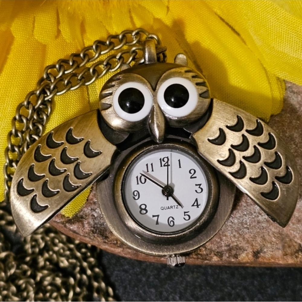Retro Owl Pocket Watch
